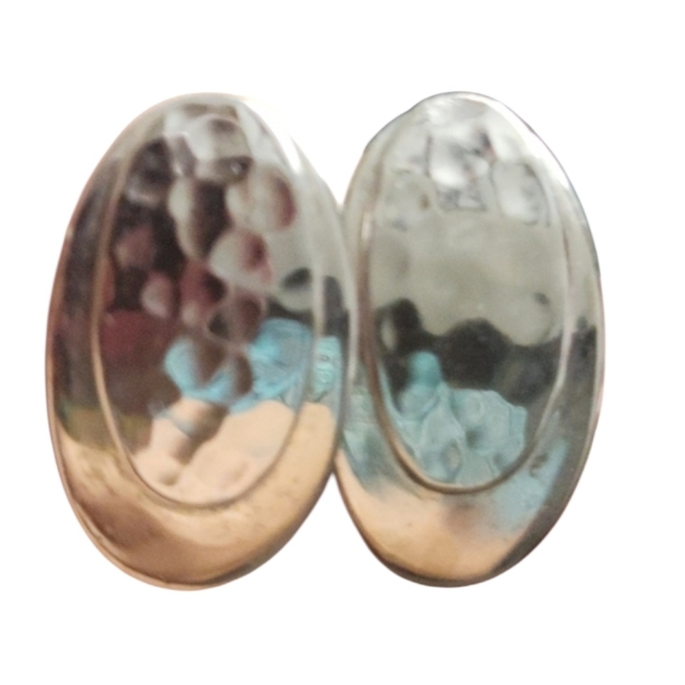 💥4 For $20💥Vintage Silvertone Hammered Clip On Earrings